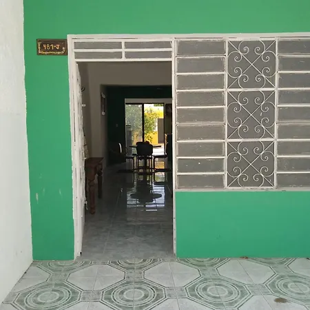 Casita Zeppelin Apartment